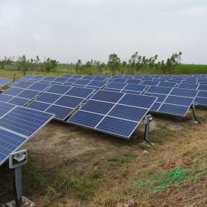 India highly-praised solar energy plan unlikely to benefit the vulnerable
